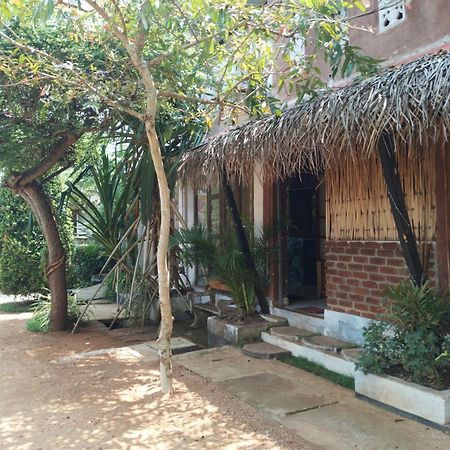 Lucky Holiday Home Anuradhapura Zewnętrze zdjęcie