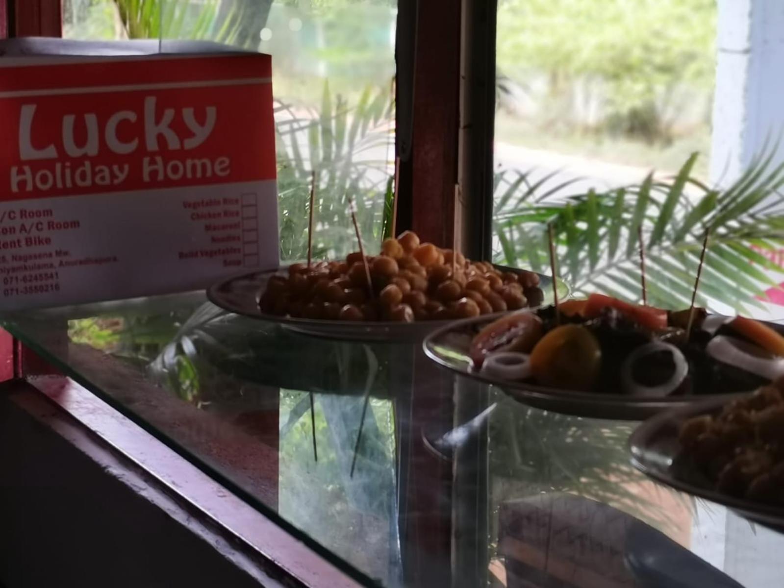 Lucky Holiday Home Anuradhapura Zewnętrze zdjęcie